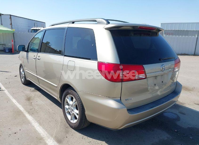 Photo 3 of 2004 Toyota Sienna XLE (VIN 5TDZA22C64S215909)