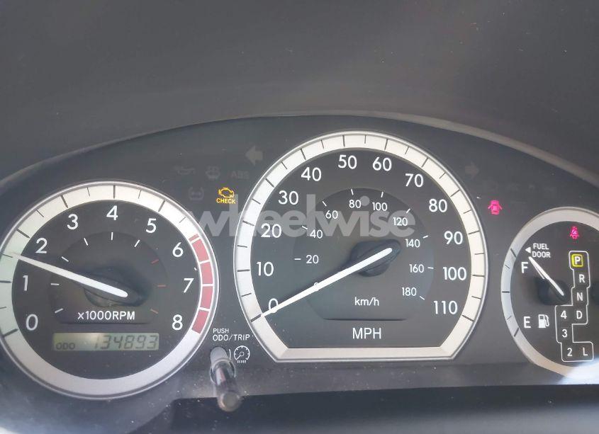 Photo 7 of 2004 Toyota Sienna XLE (VIN 5TDZA22C64S215909)