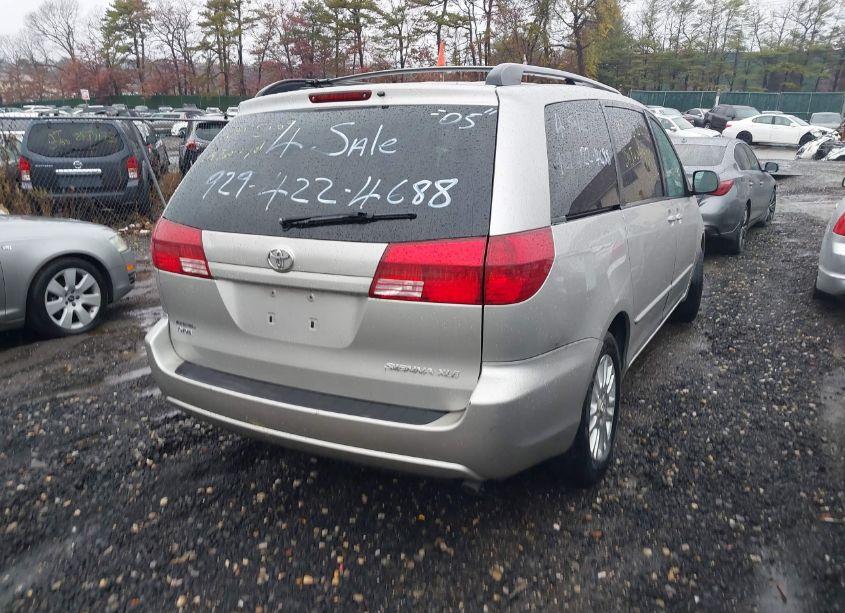 Photo 4 of 2005 Toyota Sienna XLE (VIN 5TDZA22C65S335890)