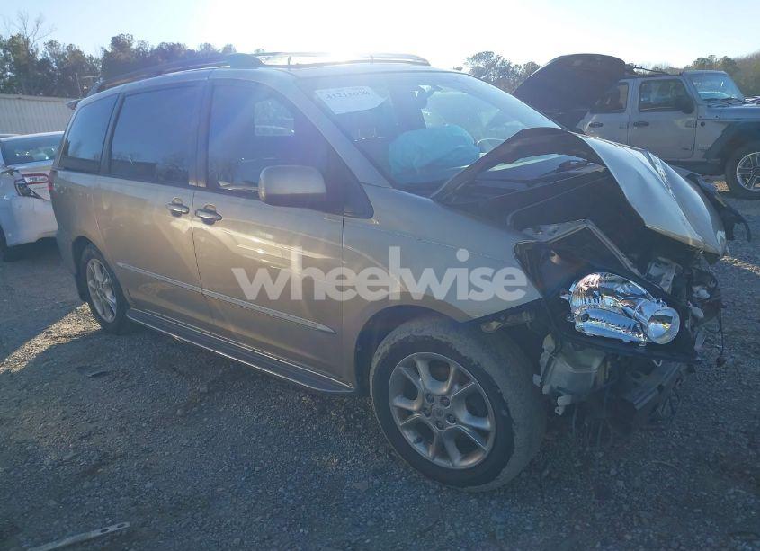 2004 Toyota Sienna XLE LIMITED (VIN 5TDZA22C74S134384) main photo