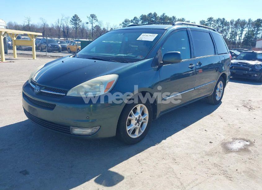 Photo 2 of 2004 Toyota Sienna XLE LIMITED (VIN 5TDZA22C74S215420)