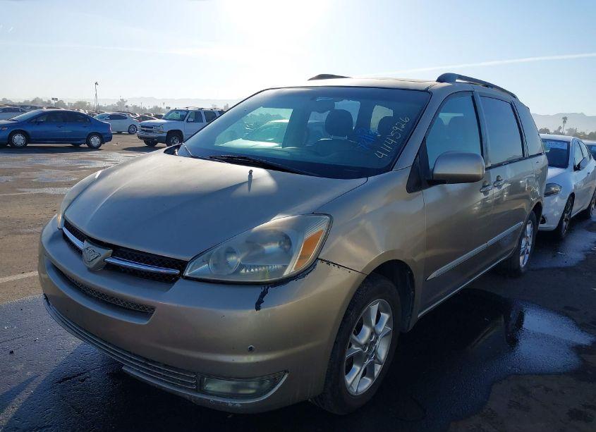 Photo 6 of 2005 Toyota Sienna XLE LIMITED (VIN 5TDZA22C75S225527)