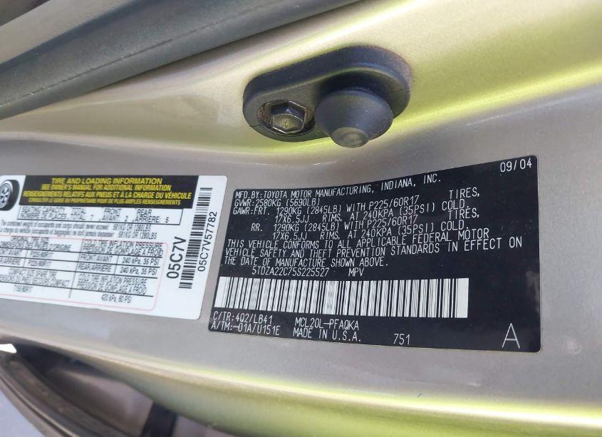 Photo 9 of 2005 Toyota Sienna XLE LIMITED (VIN 5TDZA22C75S225527)
