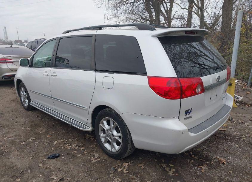 Photo 3 of 2006 Toyota Sienna XLE LIMITED (VIN 5TDZA22C76S535856)