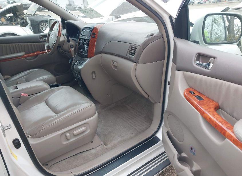 Photo 5 of 2006 Toyota Sienna XLE LIMITED (VIN 5TDZA22C76S535856)