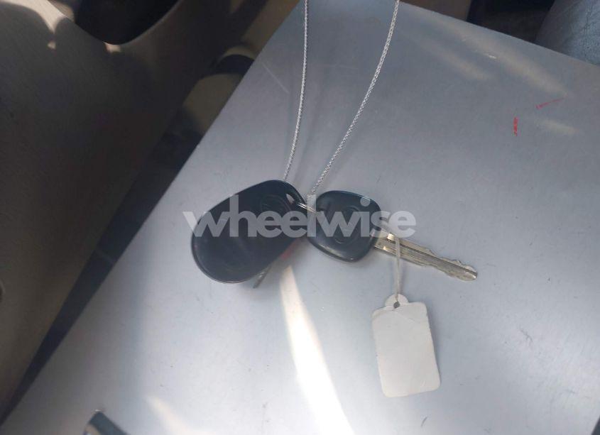 Photo 11 of 2004 Toyota Sienna XLE (VIN 5TDZA22C84S006588)