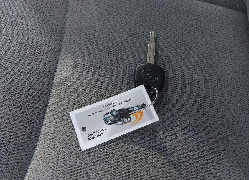 Photo 11 of 2004 Toyota Sienna XLE (VIN 5TDZA22C84S119490)