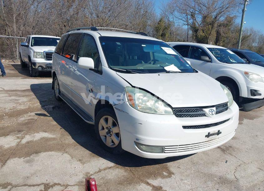 2004 Toyota Sienna XLE (VIN 5TDZA22C84S147404) main photo
