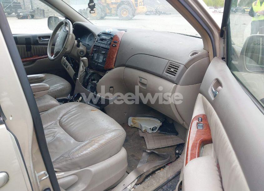 Photo 5 of 2004 Toyota Sienna XLE/XLE LIMITED (VIN 5TDZA22C84S160153)