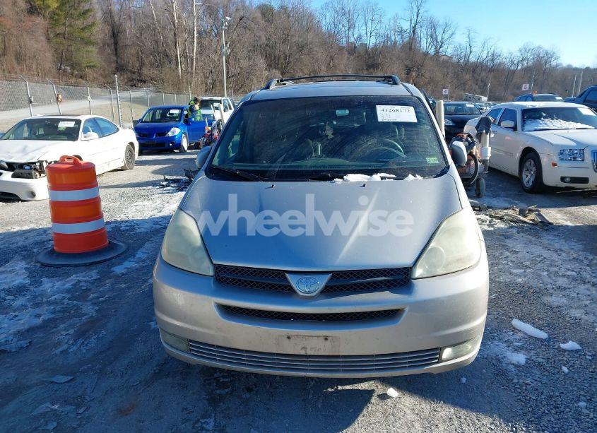 Photo 12 of 2004 Toyota Sienna XLE (VIN 5TDZA22C84S171251)
