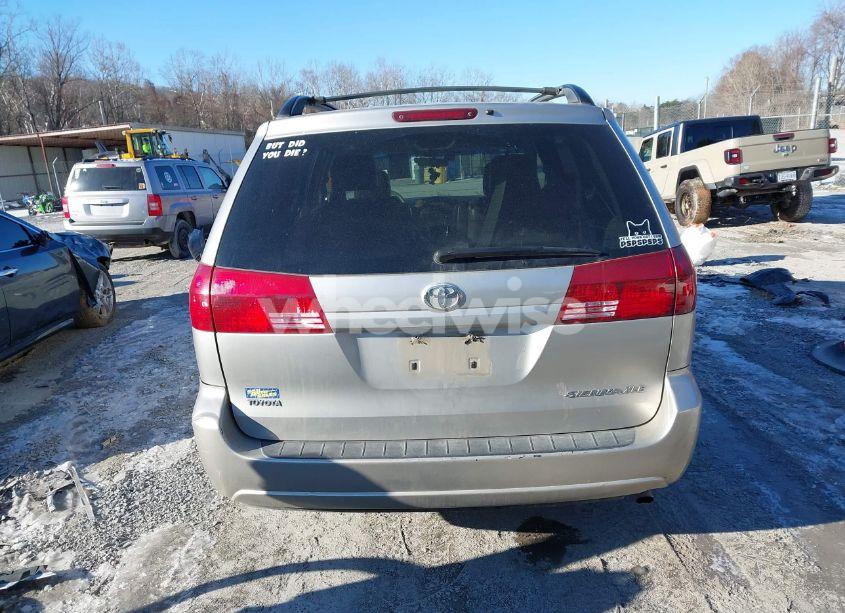 Photo 16 of 2004 Toyota Sienna XLE (VIN 5TDZA22C84S171251)
