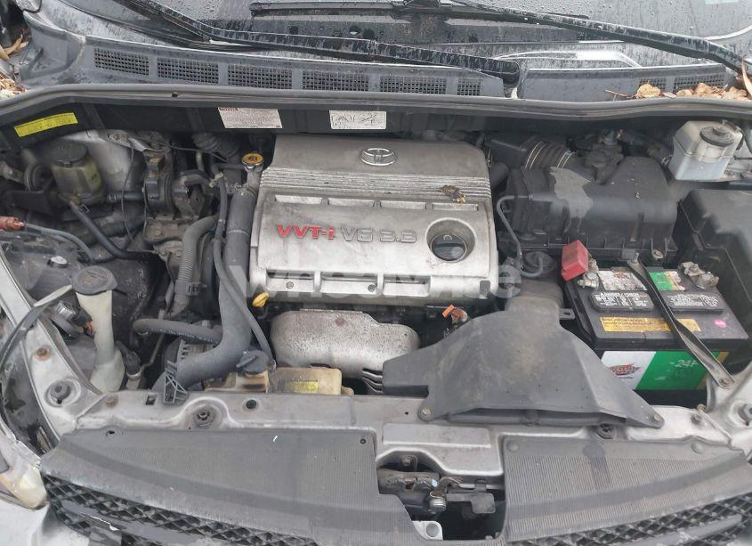 Photo 10 of 2004 Toyota Sienna XLE (VIN 5TDZA22C84S202076)