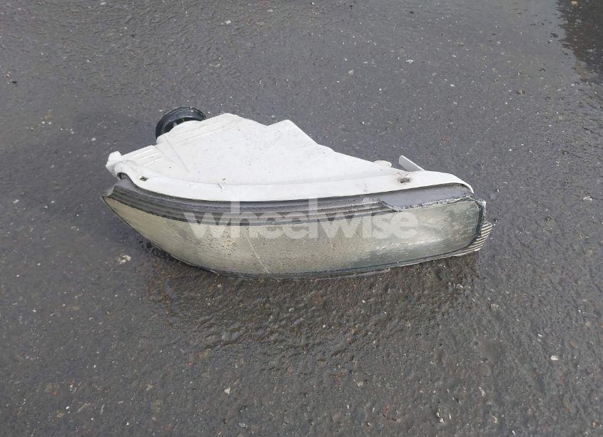 Photo 12 of 2004 Toyota Sienna XLE (VIN 5TDZA22C84S202076)