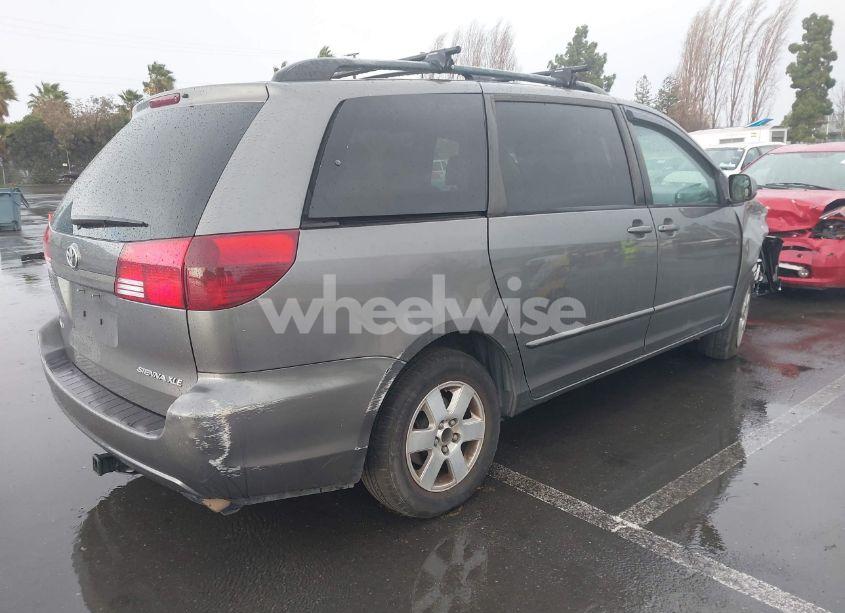 Photo 4 of 2004 Toyota Sienna XLE (VIN 5TDZA22C84S202076)