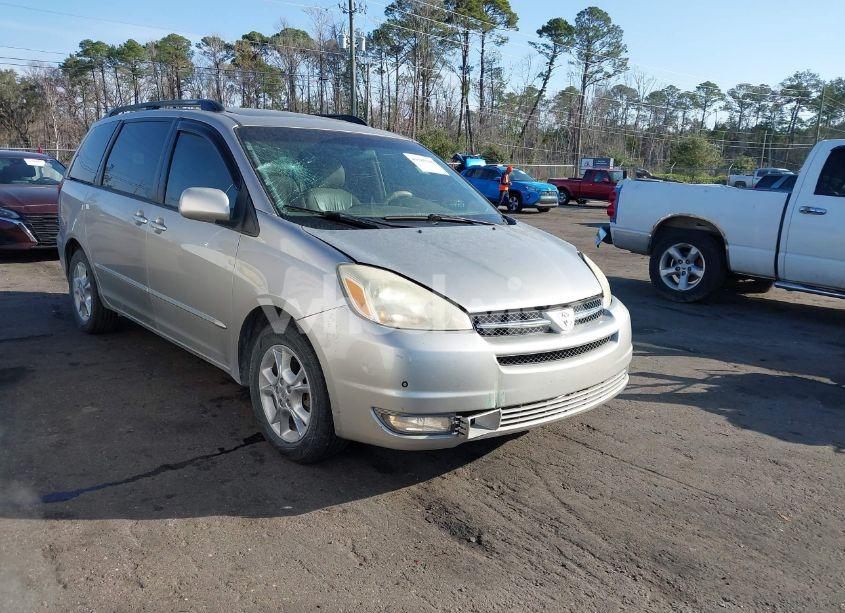 2004 Toyota Sienna XLE LIMITED (VIN 5TDZA22C84S218262) main photo