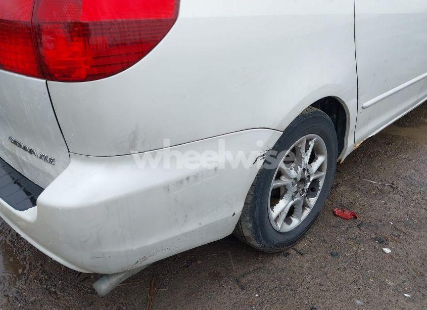 Photo 6 of 2005 Toyota Sienna XLE (VIN 5TDZA22C85S237539)