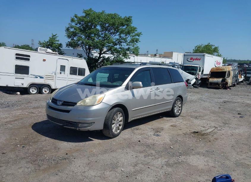Photo 2 of 2005 Toyota Sienna XLE (VIN 5TDZA22C85S254910)