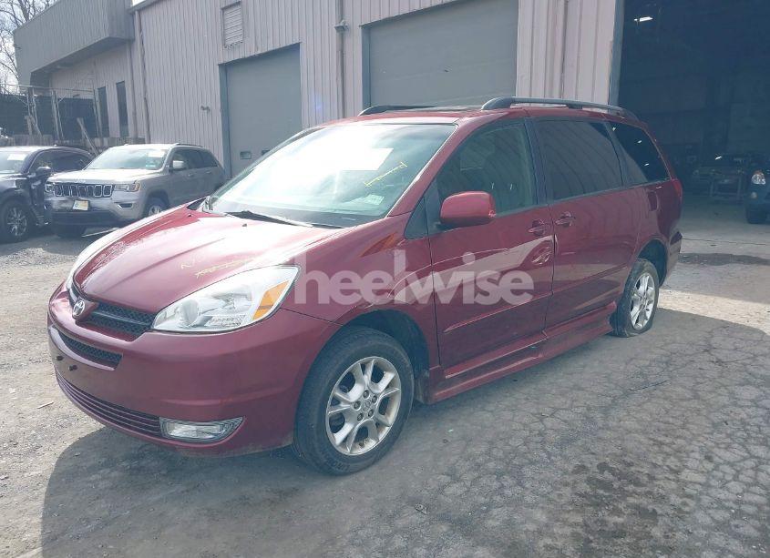 Photo 2 of 2005 Toyota Sienna XLE (VIN 5TDZA22C85S278883)