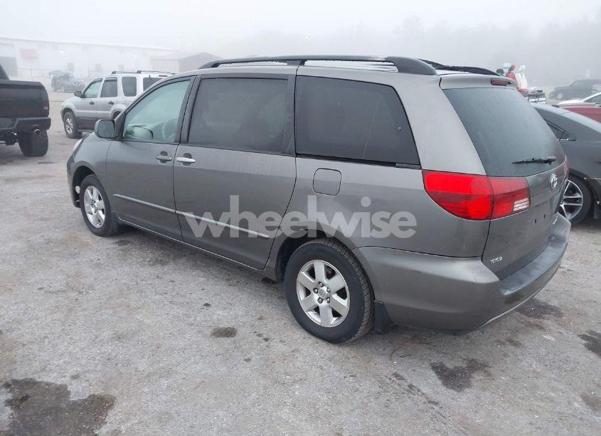 Photo 3 of 2005 Toyota Sienna XLE (VIN 5TDZA22C85S311722)