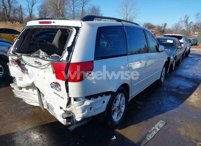 Photo 4 of 2005 Toyota Sienna XLE (VIN 5TDZA22C85S357406)