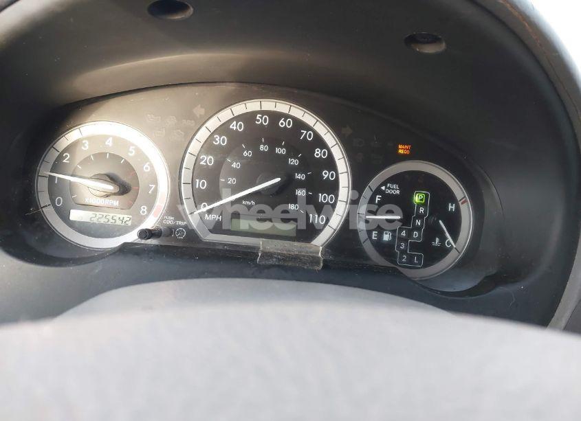 Photo 7 of 2005 Toyota Sienna XLE LIMITED (VIN 5TDZA22C85S357440)