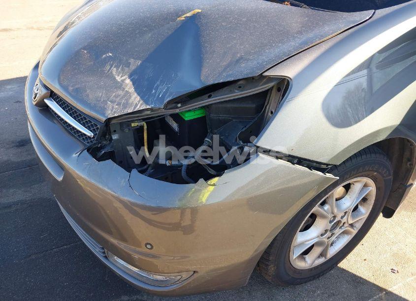 Photo 6 of 2005 Toyota Sienna XLE LIMITED (VIN 5TDZA22C85S378711)