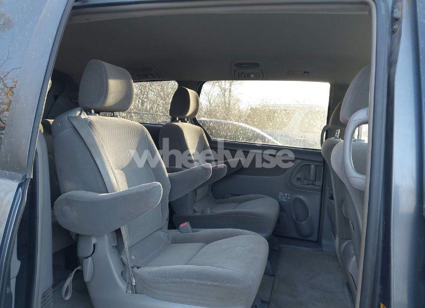 Photo 8 of 2006 Toyota Sienna XLE (VIN 5TDZA22C86S464196)