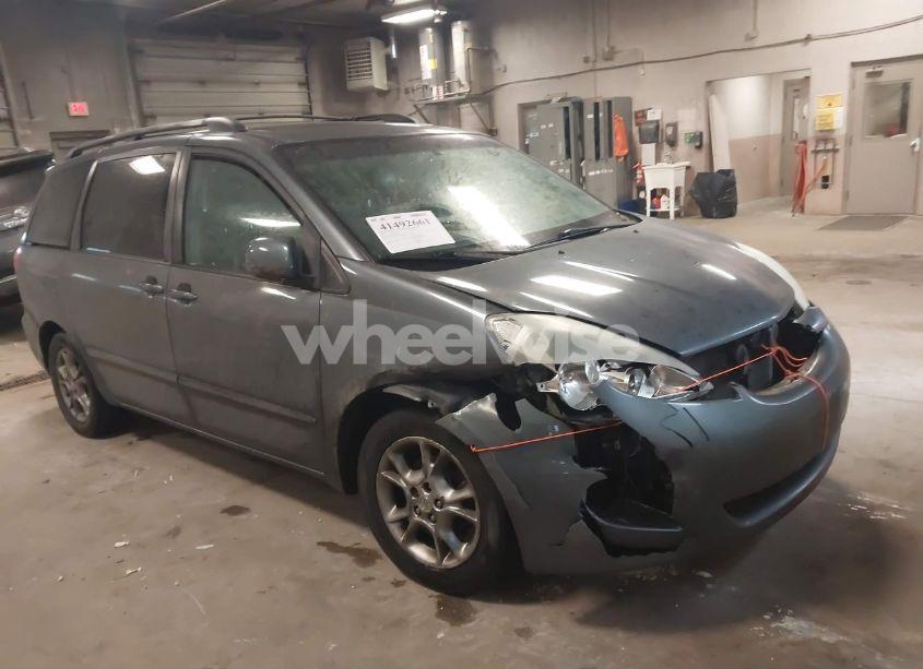 2006 Toyota Sienna XLE (VIN 5TDZA22C86S497747) main photo