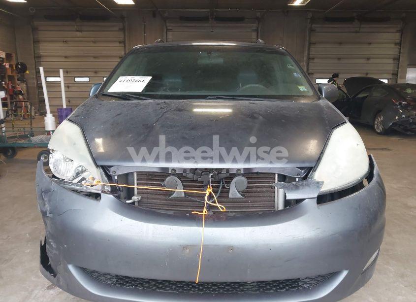 Photo 12 of 2006 Toyota Sienna XLE (VIN 5TDZA22C86S497747)