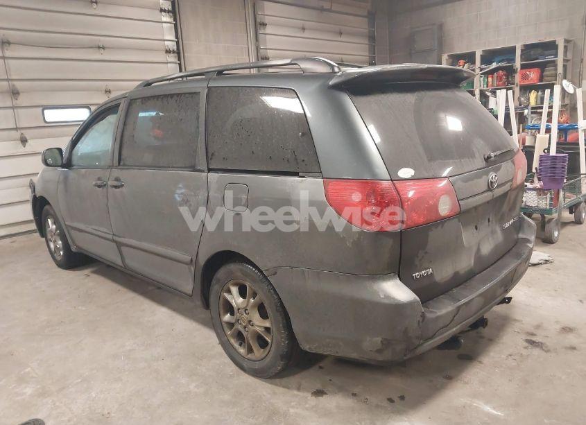Photo 3 of 2006 Toyota Sienna XLE (VIN 5TDZA22C86S497747)