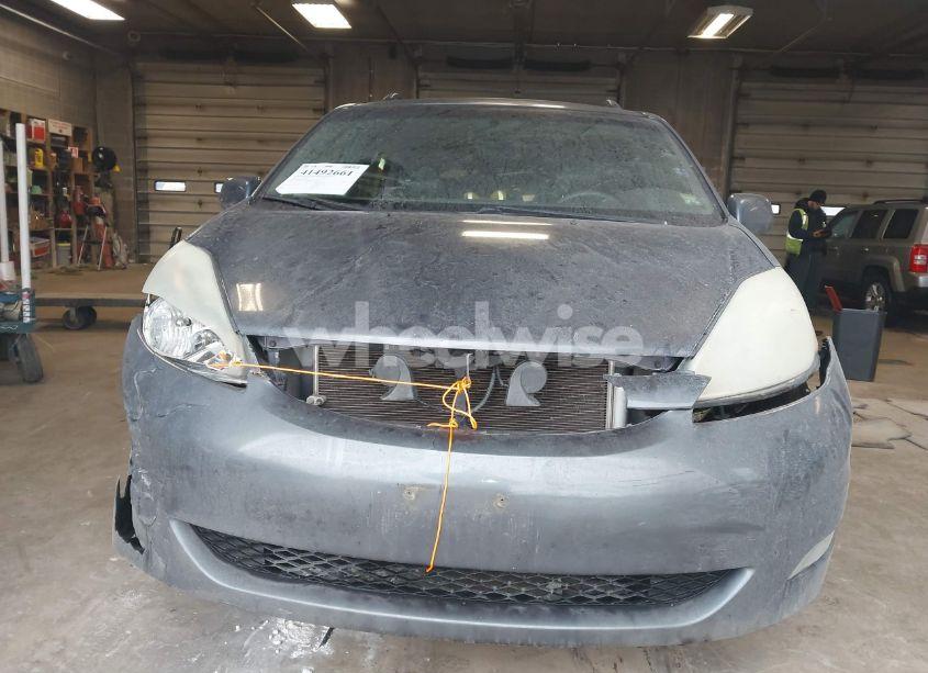 Photo 6 of 2006 Toyota Sienna XLE (VIN 5TDZA22C86S497747)