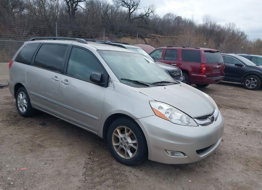 2006 Toyota Sienna XLE LIMITED (VIN 5TDZA22C86S562449) main photo