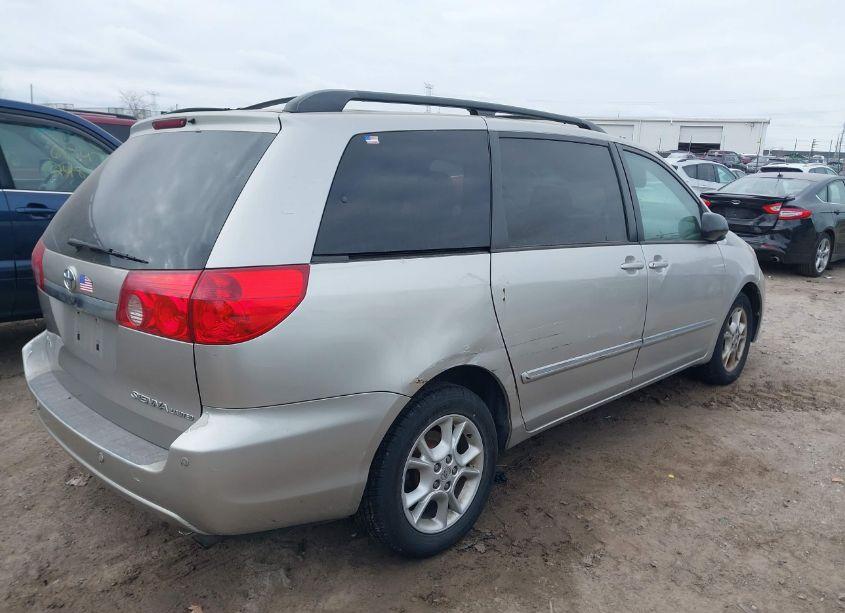 Photo 4 of 2006 Toyota Sienna XLE LIMITED (VIN 5TDZA22C86S562449)
