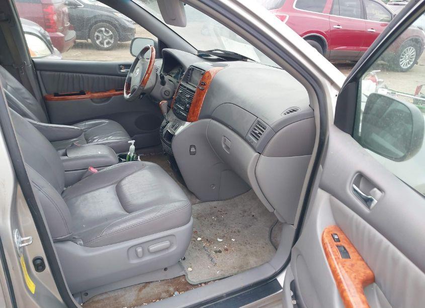 Photo 5 of 2006 Toyota Sienna XLE LIMITED (VIN 5TDZA22C86S562449)