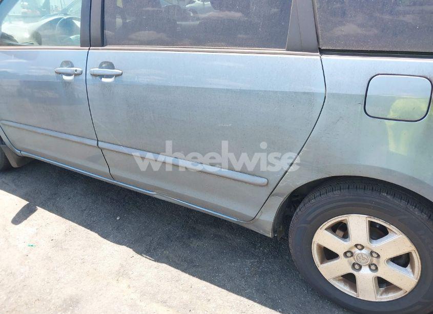 Photo 6 of 2006 Toyota Sienna XLE (VIN 5TDZA22C86S571796)