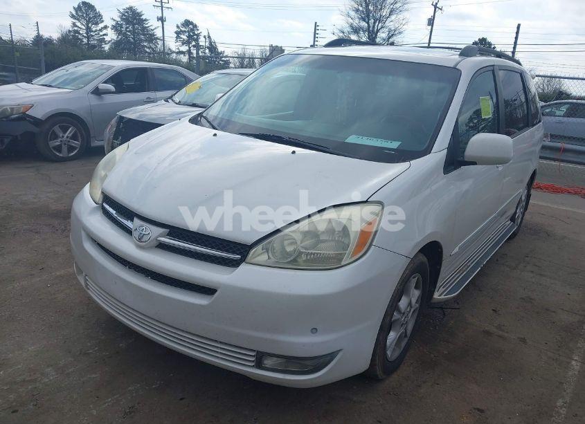 Photo 2 of 2004 Toyota Sienna XLE LIMITED (VIN 5TDZA22C94S056044)