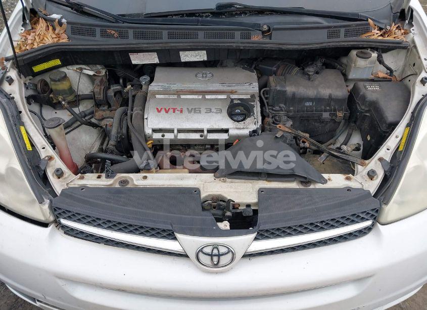 Photo 10 of 2004 Toyota Sienna XLE LIMITED (VIN 5TDZA22C94S103248)