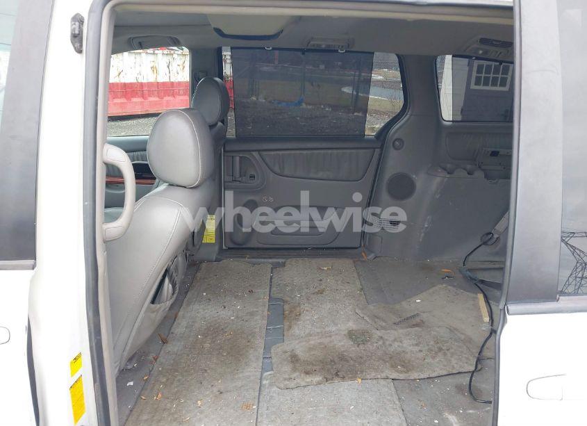 Photo 8 of 2004 Toyota Sienna XLE LIMITED (VIN 5TDZA22C94S103248)