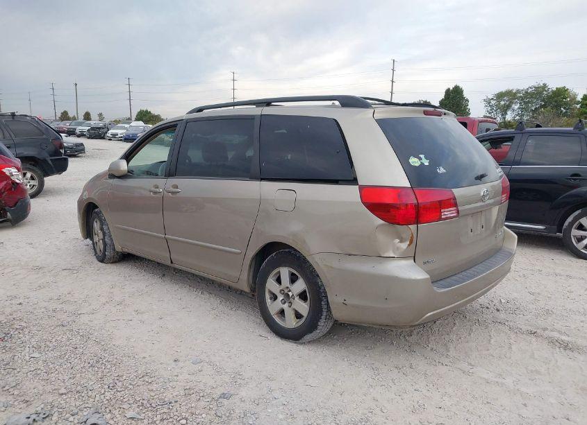 Photo 3 of 2004 Toyota Sienna XLE (VIN 5TDZA22C94S172537)