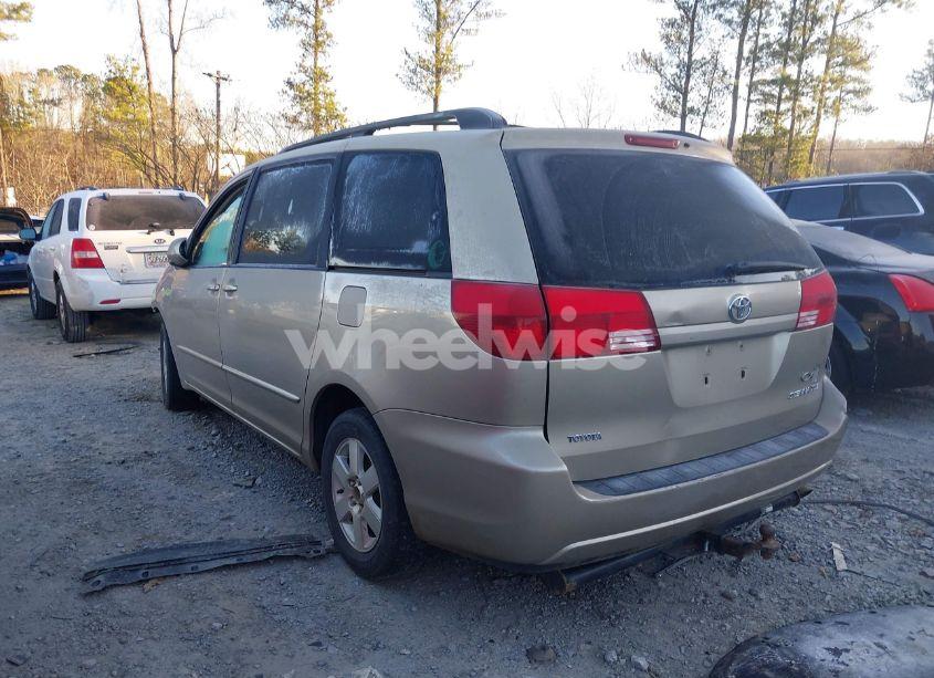 Photo 3 of 2004 Toyota Sienna XLE (VIN 5TDZA22C94S179407)