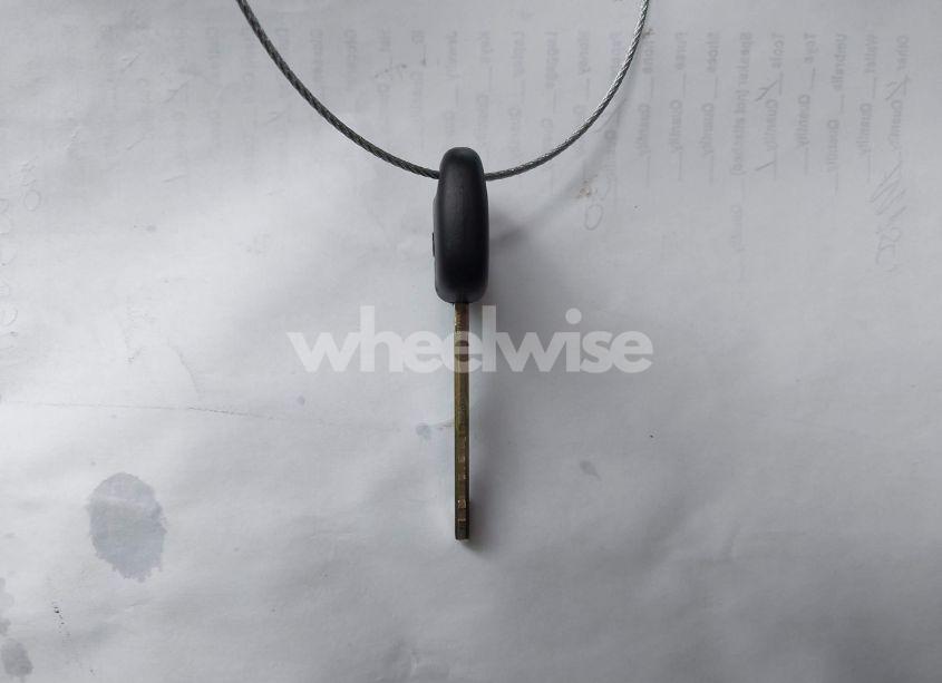 Photo 11 of 2004 Toyota Sienna XLE (VIN 5TDZA22C94S193114)