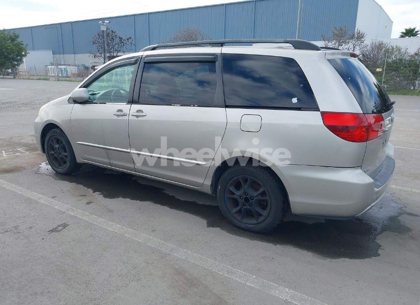 Photo 3 of 2005 Toyota Sienna XLE (VIN 5TDZA22C95S221592)