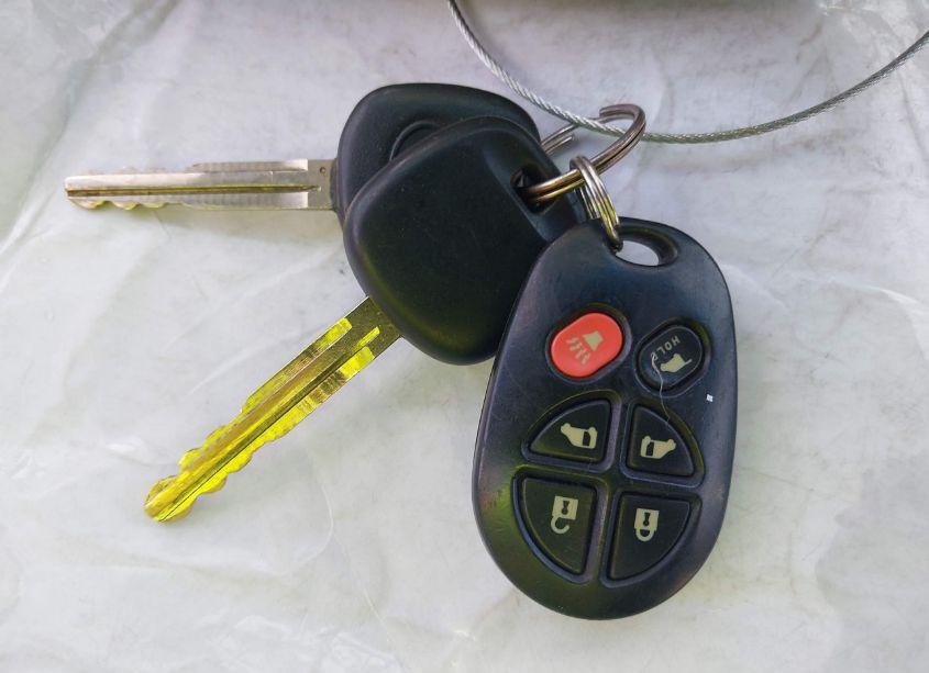 Photo 11 of 2005 Toyota Sienna XLE/XLE LIMITED (VIN 5TDZA22C95S235993)