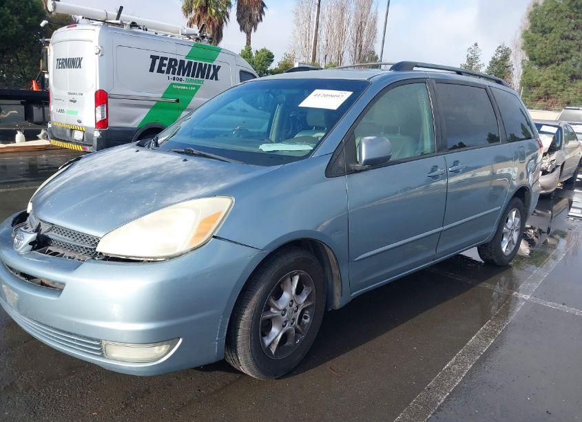 Photo 2 of 2005 Toyota Sienna XLE/XLE LIMITED (VIN 5TDZA22C95S235993)
