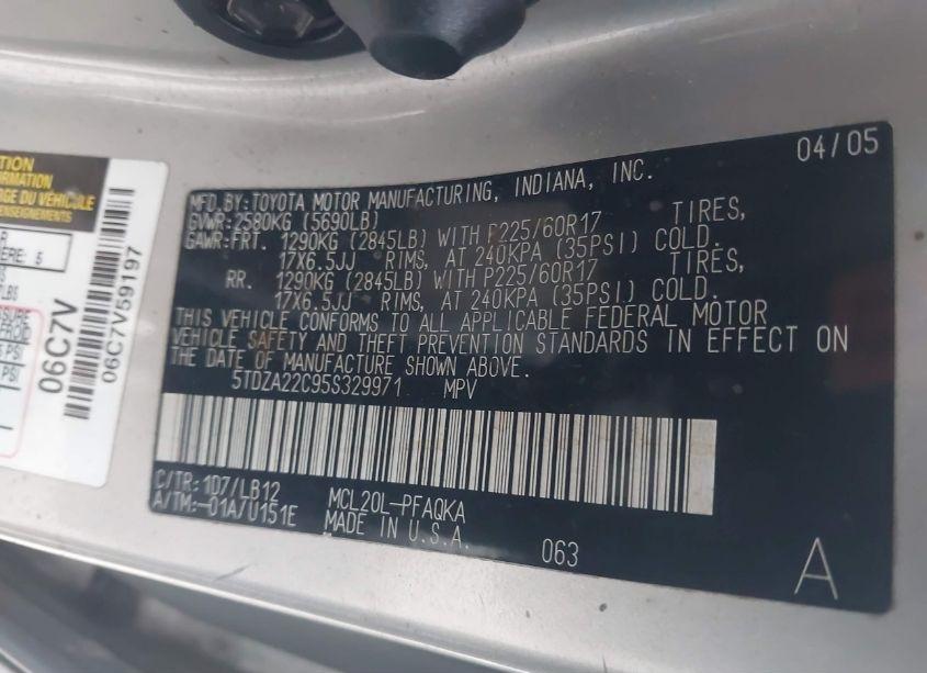 Photo 9 of 2005 Toyota Sienna XLE (VIN 5TDZA22C95S329971)