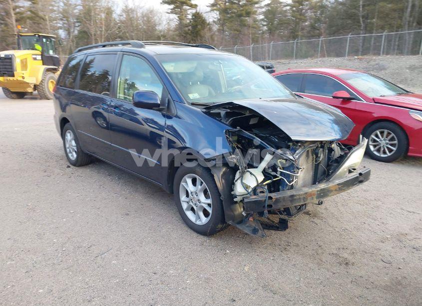 2005 Toyota Sienna XLE (VIN 5TDZA22C95S341201) main photo