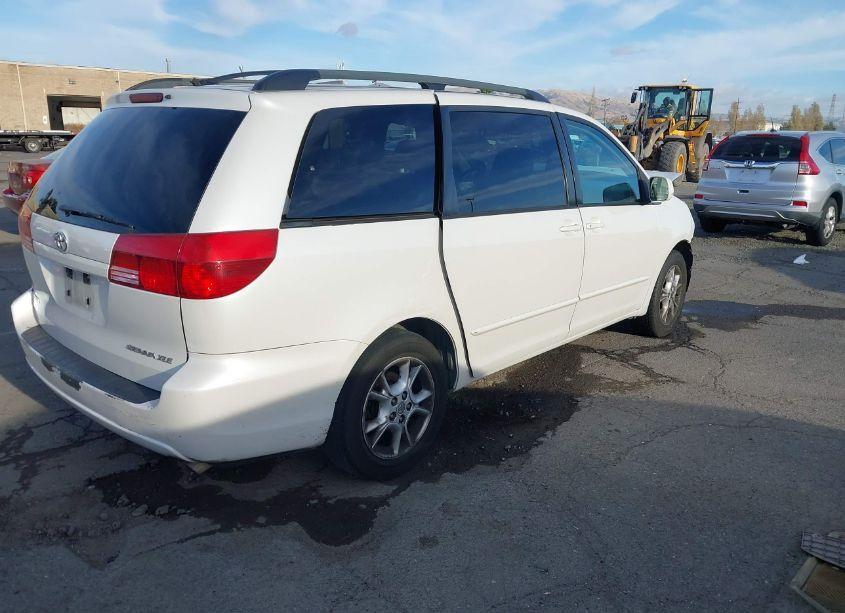 Photo 4 of 2005 Toyota Sienna XLE (VIN 5TDZA22C95S376059)