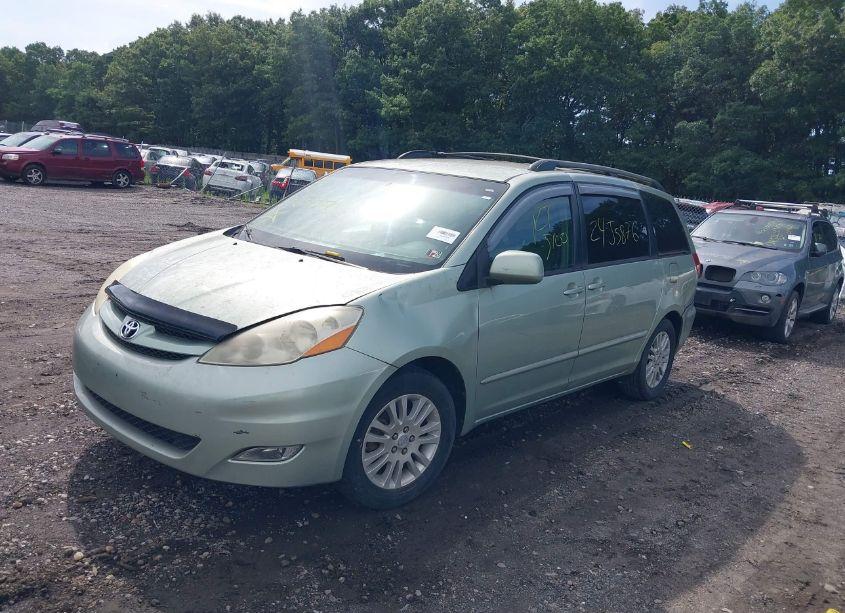 Photo 2 of 2006 Toyota Sienna XLE (VIN 5TDZA22C96S432776)