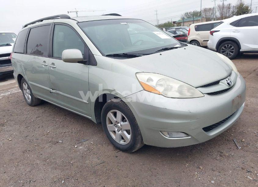 2006 Toyota Sienna XLE (VIN 5TDZA22C96S486997) main photo
