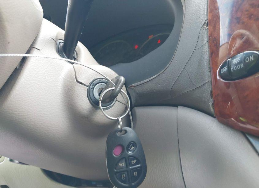 Photo 11 of 2006 Toyota Sienna XLE (VIN 5TDZA22C96S492329)